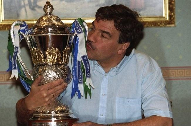 sam-allardyce-notts-county-division-three-trophy_3748497.jpg.f174220958851042f7b92413a5030aa7.jpg